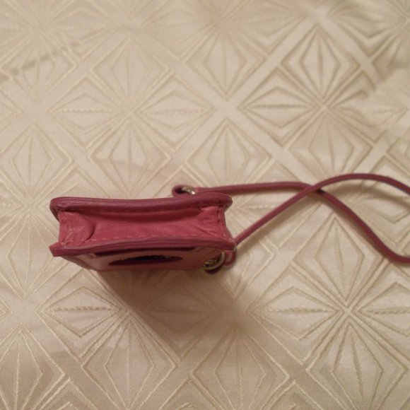 Coach iPod Nano Pink Leather Case *HOST PICK* - Picture 8 of 11